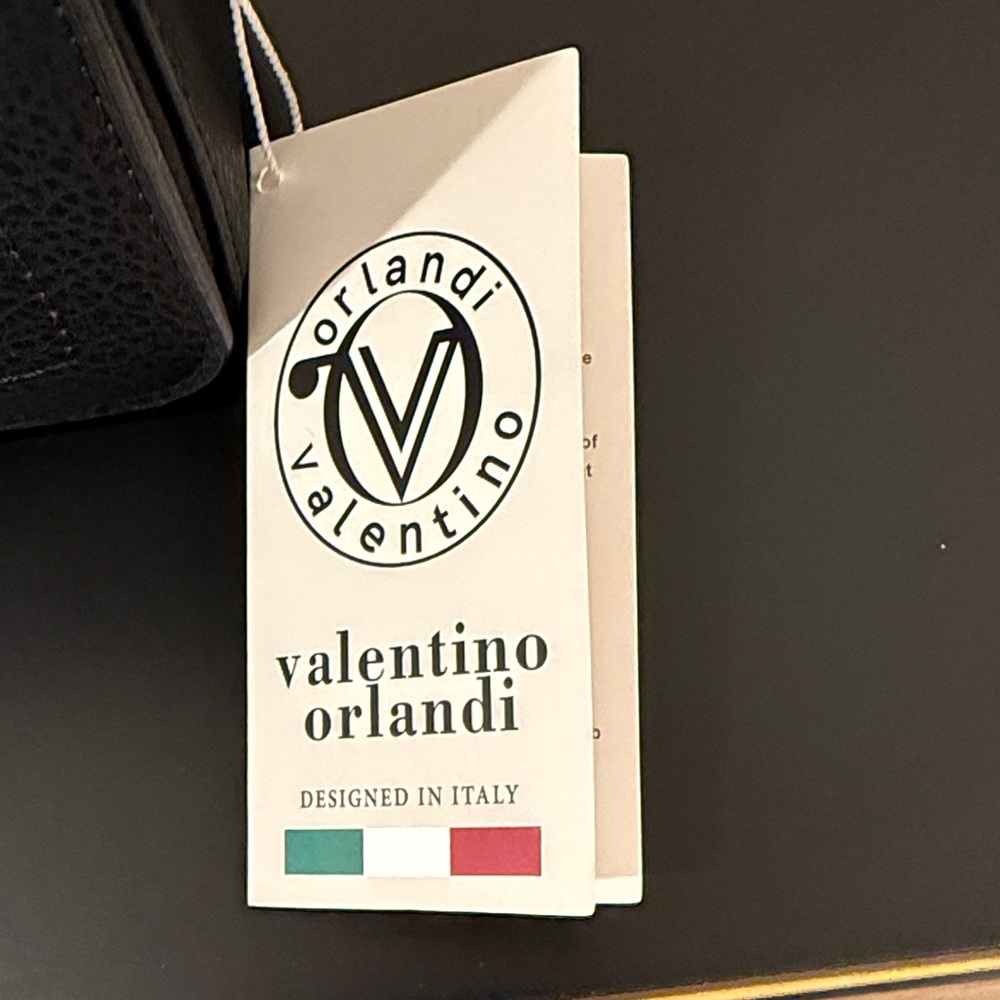 Orlandi Valentino Black Textured Crossbody Bag - Picture 2 of 11